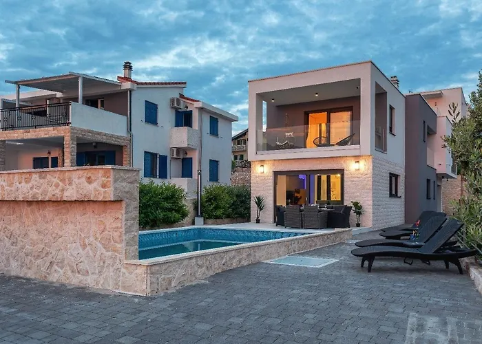 Marionella 希贝尼克