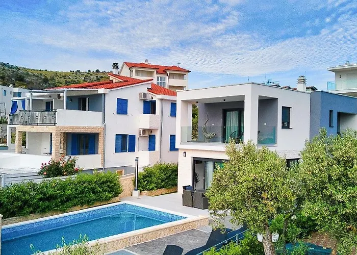 Marionella 希贝尼克