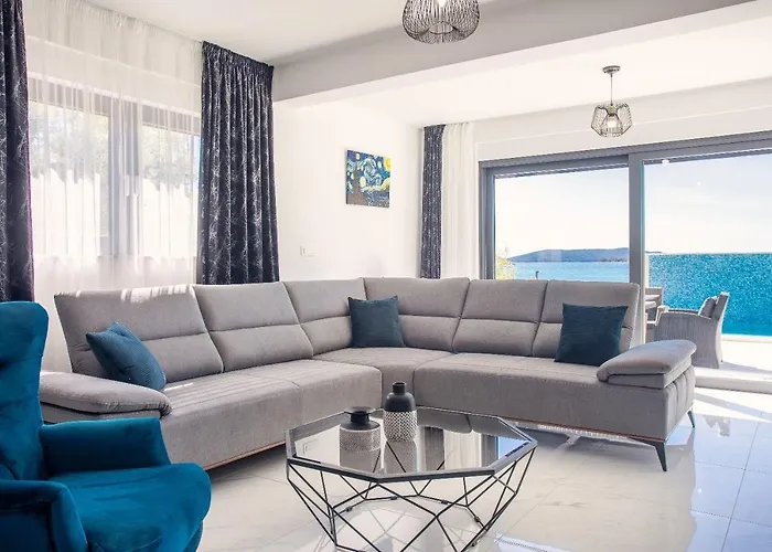 Marionella שיבניק