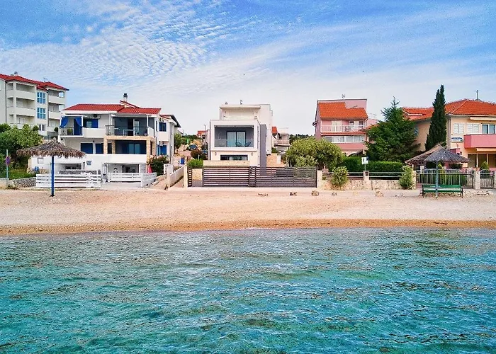 别墅 Marionella 希贝尼克