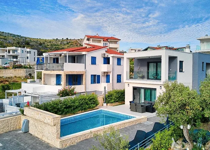 Marionella שיבניק